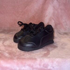 Puma Kids‎ Black Sneakers